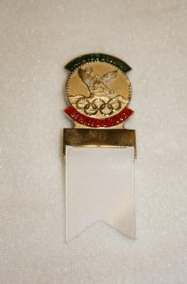 国际奥委会2002年纪念胸章