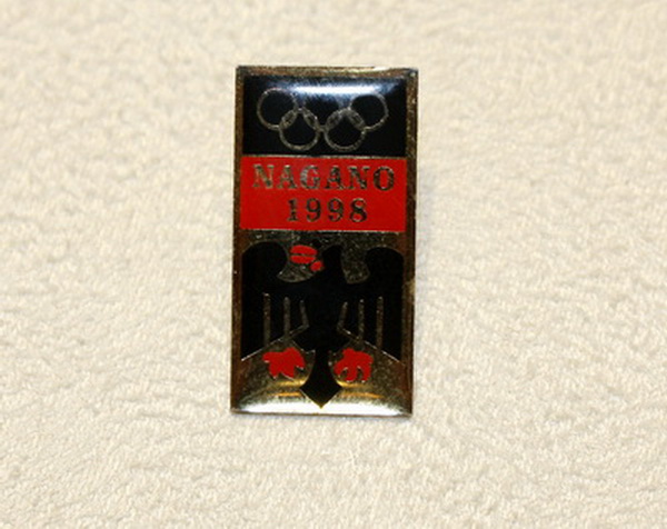 1998 Nagano Winter Olympic Games Commemorative Badge