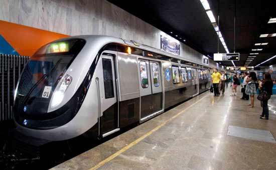 里约奥运会新修地铁线路首次完成试运行