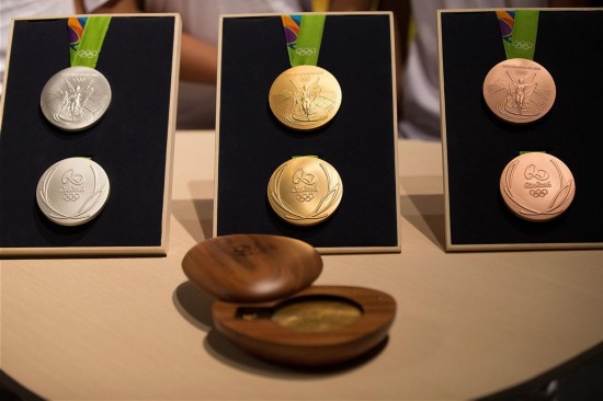 里约奥运会、残奥会奖牌和口号公布
