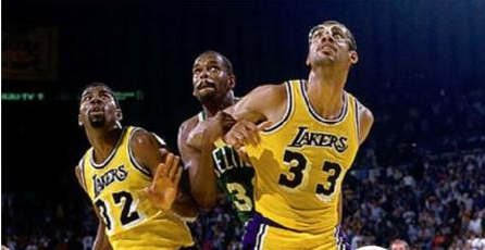 【历史上的今天】NBA宣布历史“十佳球队”