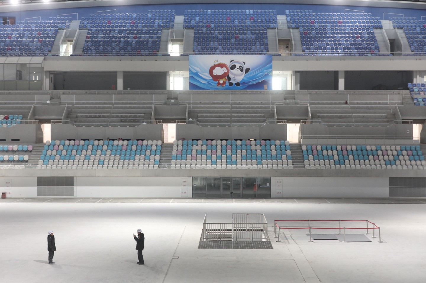 北京冬奥会制冰方式更环保、更绿色、更高效，冰面温度更均衡