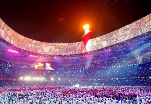 历史上的今天| 第29届夏季奥林匹克运动会在北京开幕